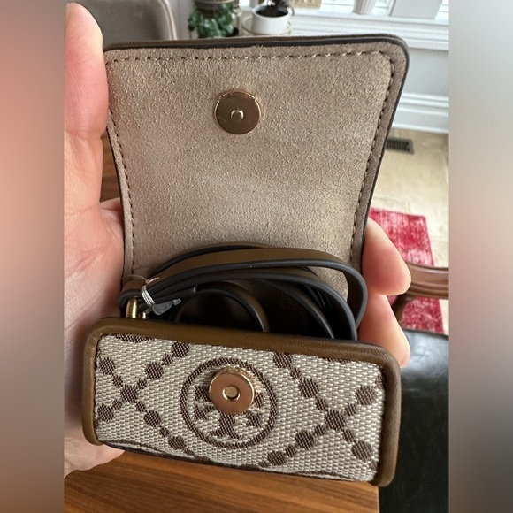 NWT Tory Burch T Monogram Jacquard Neck Strap Hazelnut Apple AirPods Case 84147 - Picture 4 of 5